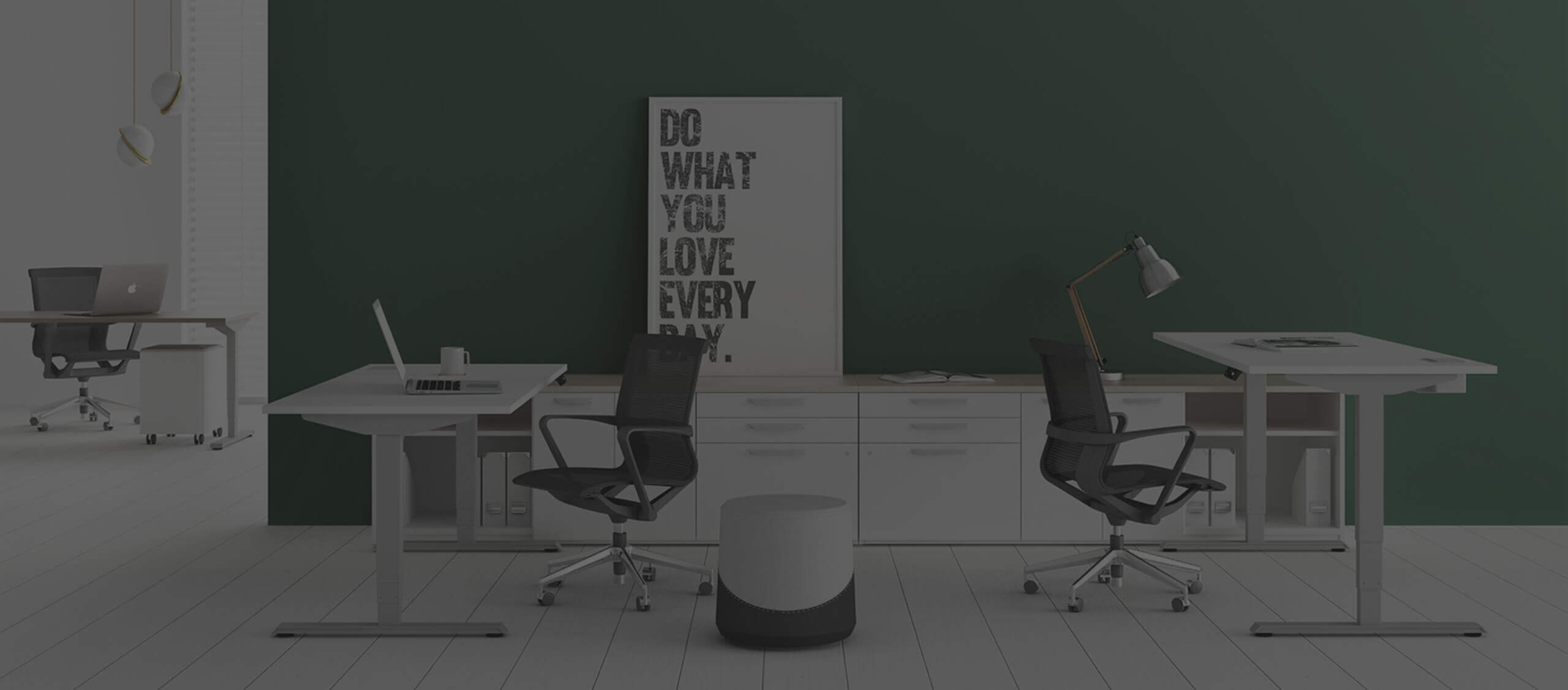 Descubre escritorios y sillas de oficina que combinan ergonomía, bienestar y diseño moderno para fomentar la colaboración. Banner promocional de soluciones de mobiliario corporativo con diseños modernos y ergonómicos.